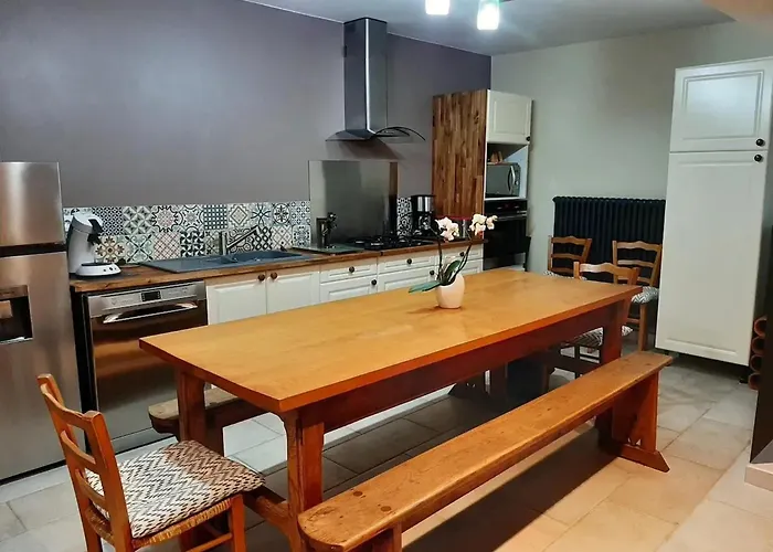 Ferienhaus Maison Accueillante A Clermont-Creans, 70M² Avec Jardin Clermont-Creans